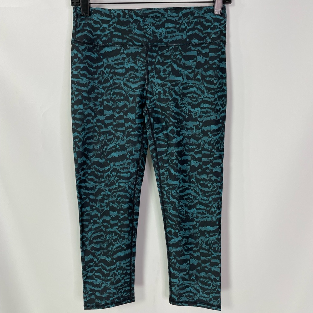 Fabletics Salar Crop
